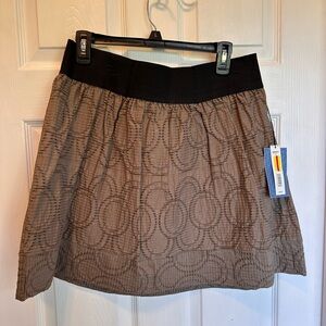 Vera wang tan and black skirt size M